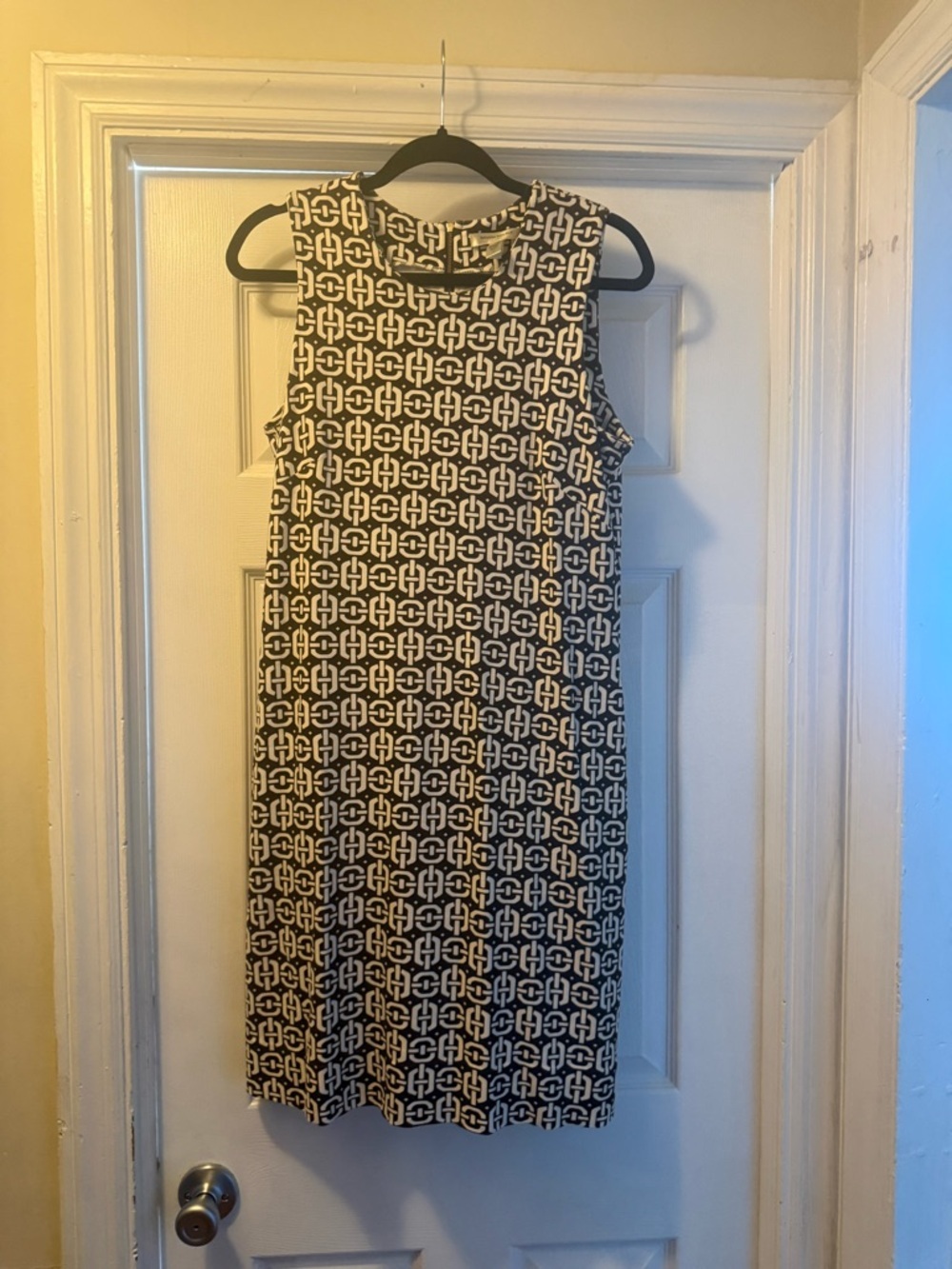 Banana Republic Brown & White Geometric Dress - Picture 2 of 10